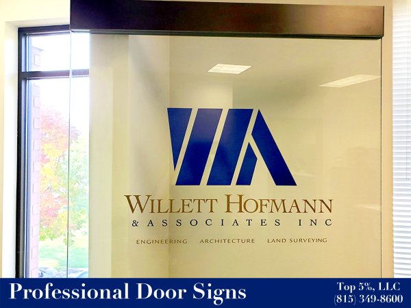 Custom vinyl lettering door signs in Joliet Illinois